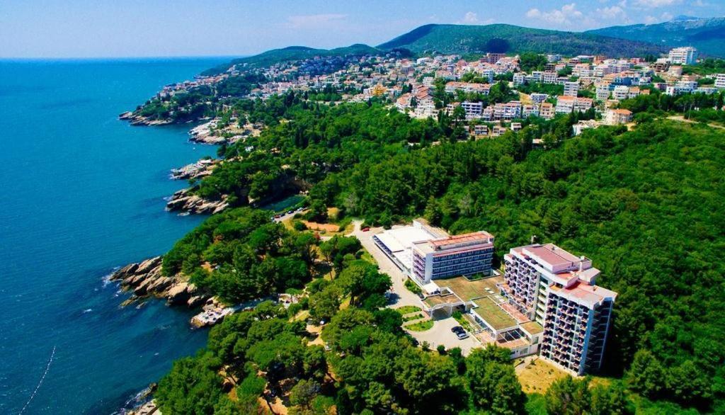 Corpus A - Hotel Albatros Улцинь Экстерьер фото